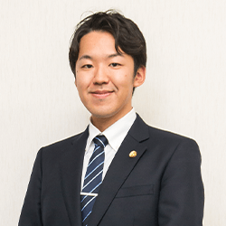 弁護士荻野哲也